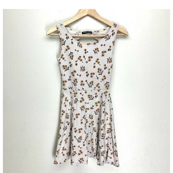 Brandy Melville Floral Mini Dress - Picture 2 of 4